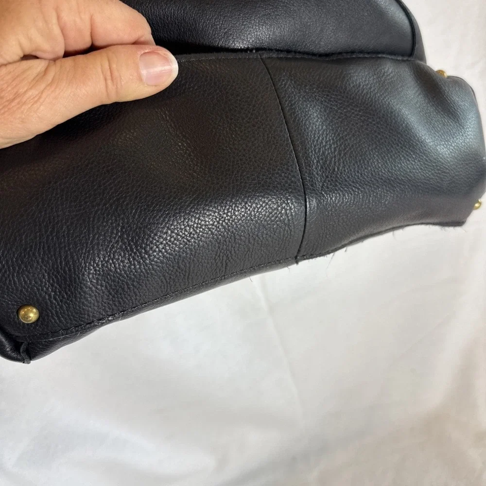 American Leather Co Soft Leather Shoulder Bag Purse Black Hobo Tote Brass Snaps